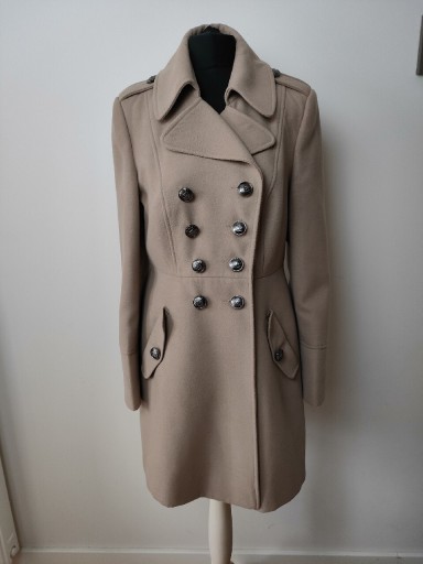 Zdjęcie oferty: Beżowy płaszcz w militarnym stylu Wallis 38/M