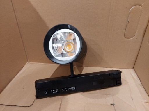 Zdjęcie oferty: Lampa szynowa molto luce halogen ciepły 3000 k 31W