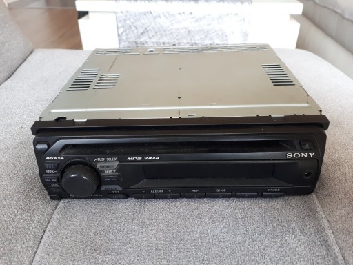 Zdjęcie oferty: Sprzedam radio samochodowe Sony CDX-GT28