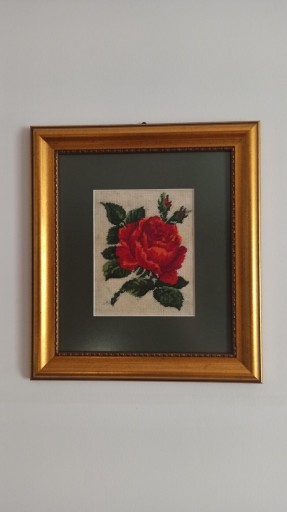Zdjęcie oferty: Obraz wyszywany 30x 34cm Róża
