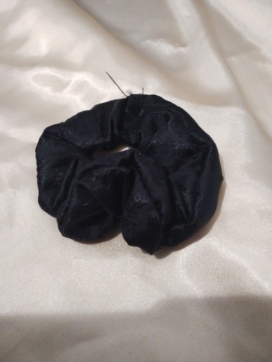 Zdjęcie oferty: Scrunchies 3sztuki 100% handmade gumki do włosów