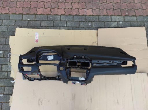 Zdjęcie oferty: BMW X1 f48 deska rozdzielcza konsola