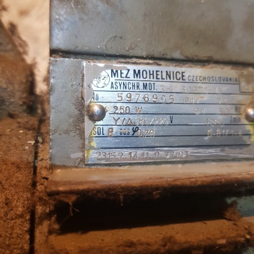 Zdjęcie oferty: Silnik elektryczny 0.81 kw