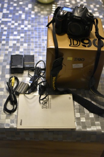 Zdjęcie oferty: Nikon D90 Body