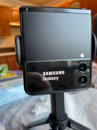 Zdjęcie oferty: Samsung galaxy z flip 3 5g