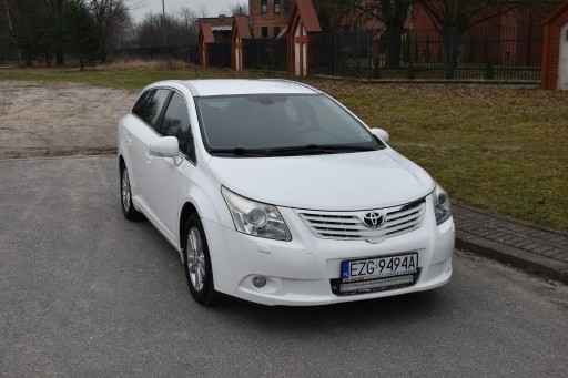 Zdjęcie oferty: Toyota Avensis 1.8 Kombi 