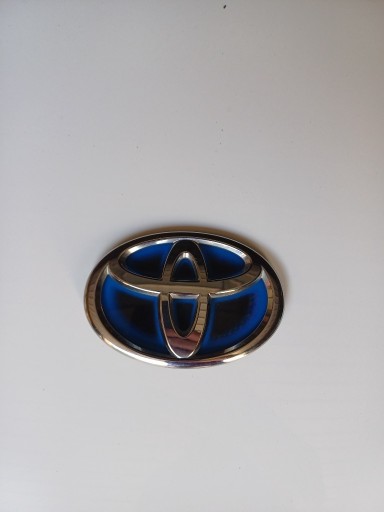 Zdjęcie oferty: Znaczek emblemat Toyota Yaris hybrid