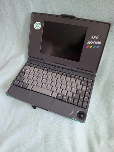 Zdjęcie oferty: Stary retro laptop Chicony Model SN8660C tanio!
