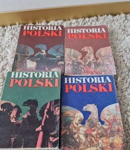 Zdjęcie oferty: Historia Polski 4 części