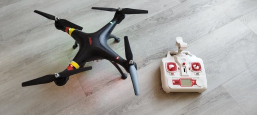 Zdjęcie oferty: Dron Syma X8C Venture 2Mpx HD 2.4G RC