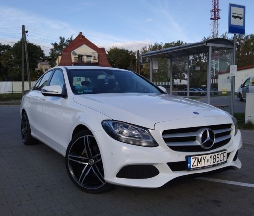 Zdjęcie oferty: Mercedes-Benz C200 W205 100% Bezwypadkowy 