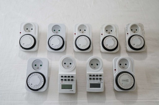Zdjęcie oferty: Programator czasowy Timer do gniazdka - zestaw 9 sztuk
