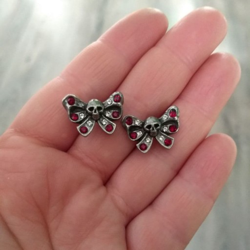 Zdjęcie oferty: Kolczyki BOW BELLES STUDS UL17