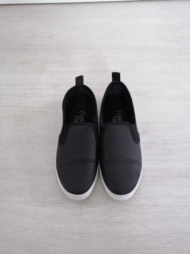 Zdjęcie oferty: buty czarne trampki tenisówki wsuwane r. 38