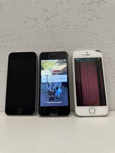 Zdjęcie oferty: iPhone se i 2x iPhone 5s