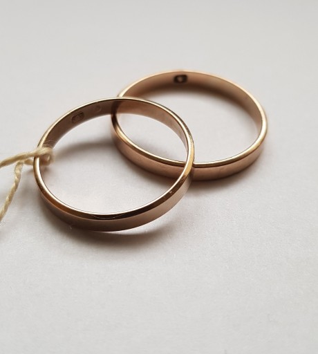 Zdjęcie oferty: złote obrączki ślubne fazowane pr. 375 R.20 i R.26