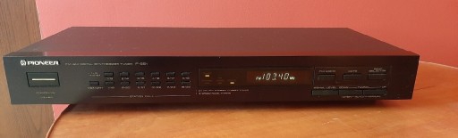 Zdjęcie oferty: Tuner Pioneer F-551