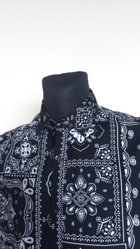 Zdjęcie oferty: czarna wzorzysta męska koszula Denim & Flower