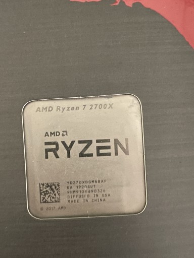 Zdjęcie oferty: Procesor AMD Ryzen 7 2700x