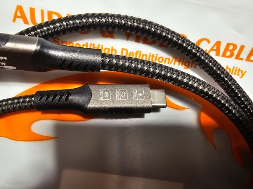 Zdjęcie oferty: Kabel 240W - USB4 - 8K - Type-C 40 Gb/s - Thunderbolt 4