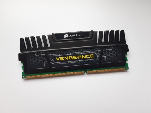 Zdjęcie oferty: Corsair Vengeance 4GB DDR3 1866MHz CL9