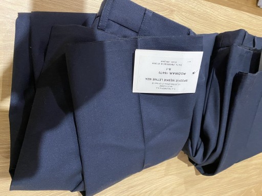 Zdjęcie oferty: Spodnie Garniturowe MZA NOWE