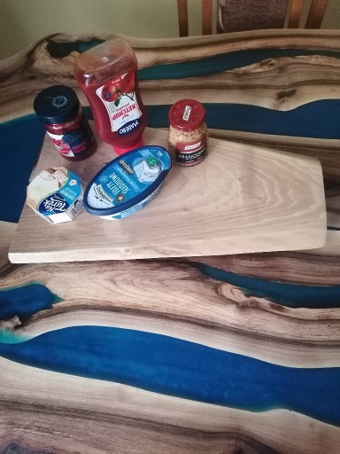 Zdjęcie oferty: Deska do serwowania przekąsek, drewno
