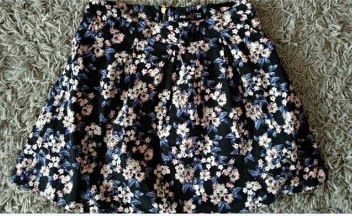 Zdjęcie oferty: Super spódnica góralska spódniczka XS kwiaty sexy