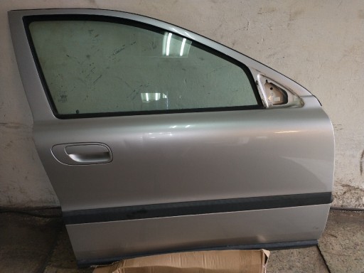 Zdjęcie oferty: Drzwi prawe przód Volvo V70 42600