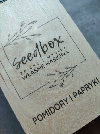 Zdjęcie oferty: Seedbox POMIDORY I PAPRYKI skrzynka na nasiona 