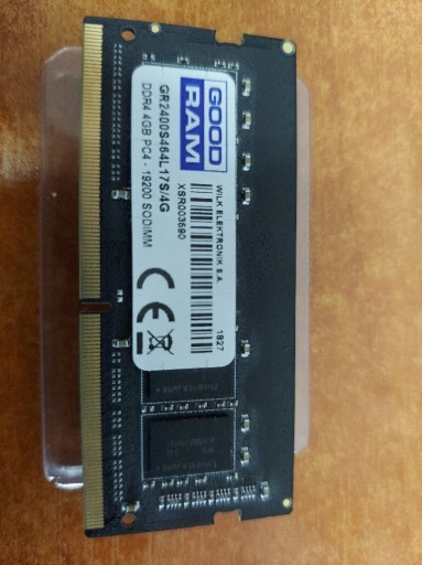 Zdjęcie oferty: Pamięć RAM DDR4 4GB 2400Mhz 
