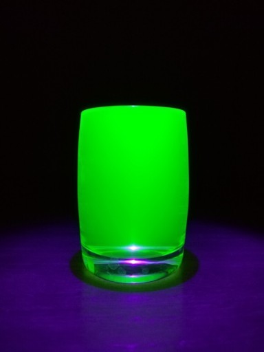 Zdjęcie oferty: Fluoresceina barwnik 200% C.O. Nieszczelnosci 100g