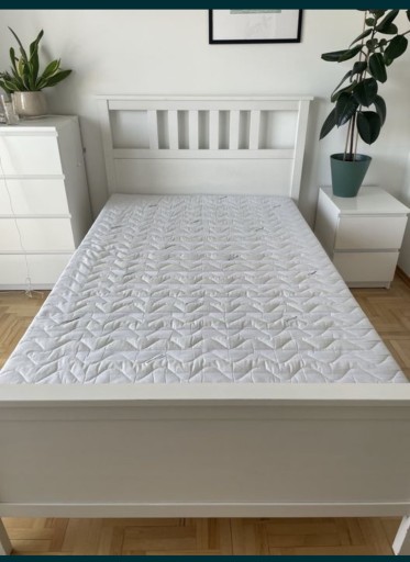Zdjęcie oferty: Białe łóżko IKEA z materacem 120cm używane