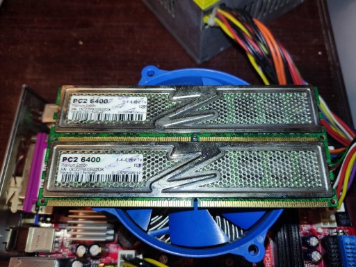 Zdjęcie oferty: Pamięć RAM DDR2 2GB OCZ Platinum Edition PC2 6400