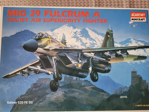 Zdjęcie oferty: Mig 29 Fulcrum A + dodatki fototrawione 1/48