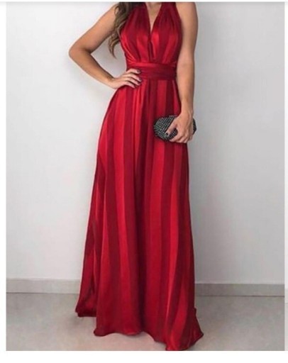 Zdjęcie oferty: Suknia wieczorowa czerwona z dekoldem 