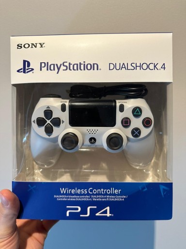 Zdjęcie oferty: Oryginalny Biały kontroler do PlayStation 4