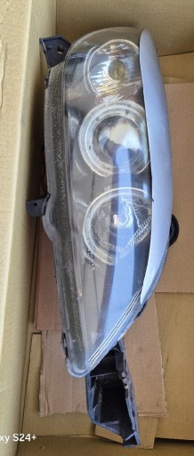 Zdjęcie oferty: Reflektory Mazda 3 bk HB z Ringami
