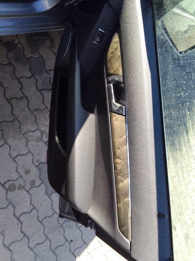 Zdjęcie oferty: Mercedes w 204 sedan kanapa, fotele, tapicerka 