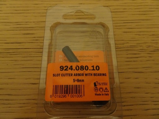 Zdjęcie oferty: CMT Trzpień z łożyskiem do frezów piłkowych L=61 LB=26 S=8 924.080.10