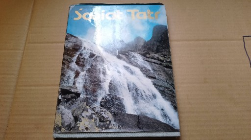 Zdjęcie oferty: Książka "Świat Tatr" rok 1984 -->tylko 7zł!
