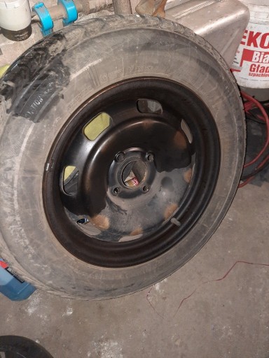 Zdjęcie oferty: Koła zimowe  4x108 R15 peugeot