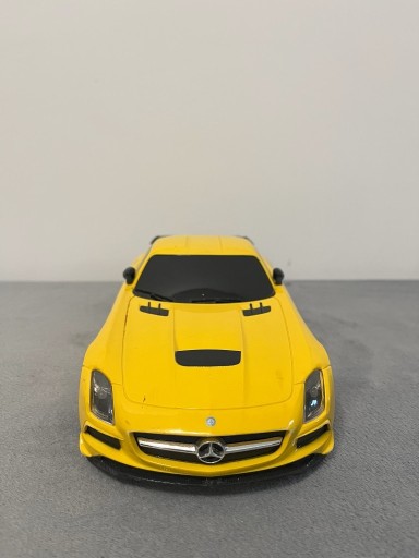 Zdjęcie oferty: Zdalnie sterowane Autko Mercedes AMG