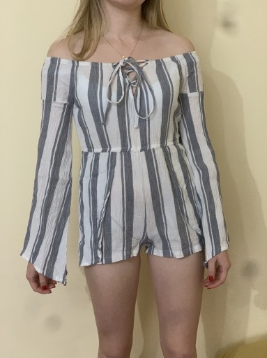 Zdjęcie oferty: Kombinezon w paski prettylittlething 32 xxs 