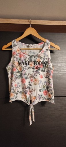 Zdjęcie oferty: Crop top w kwiaty Clockhouse L