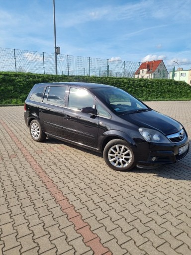 Zdjęcie oferty: Sprzedam  ładnego Opela zafirę B 1.6 benz.-2007rok