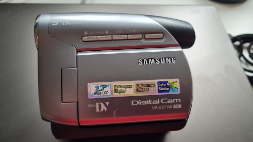 Zdjęcie oferty: Kamera Samsung Mini DV  model VP-D371W uszkodzona