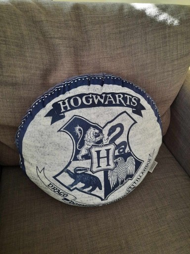 Zdjęcie oferty: Poduszka kolekcja Harry Potter Hogwart hogwarts