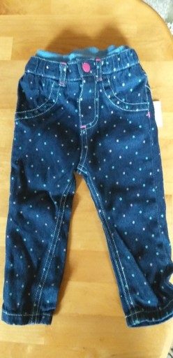 Zdjęcie oferty: Spodnie jeansy dla dziewczynki roz. 80 nowe