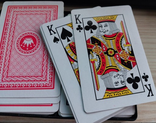 Zdjęcie oferty: Karty do gry Royal playing cards 